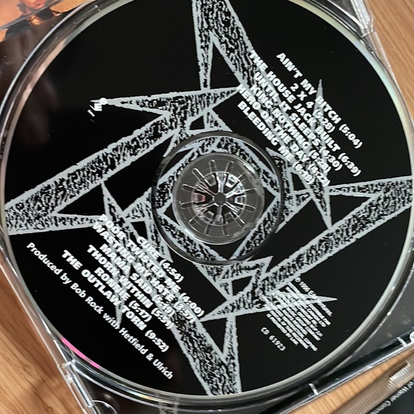 3 CD Bundle Metallica Black Album and Load, Nirvana Nevermind 1991 Releaase - Picture 4 of 5